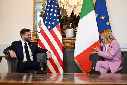 El vicepresidente de EEUU visita Italia para un segundo día de conversaciones sobre aranceles