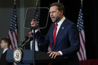 Vance rechaza críticas contra anuncio de su partido en que aparece madre de candidata en Ohio