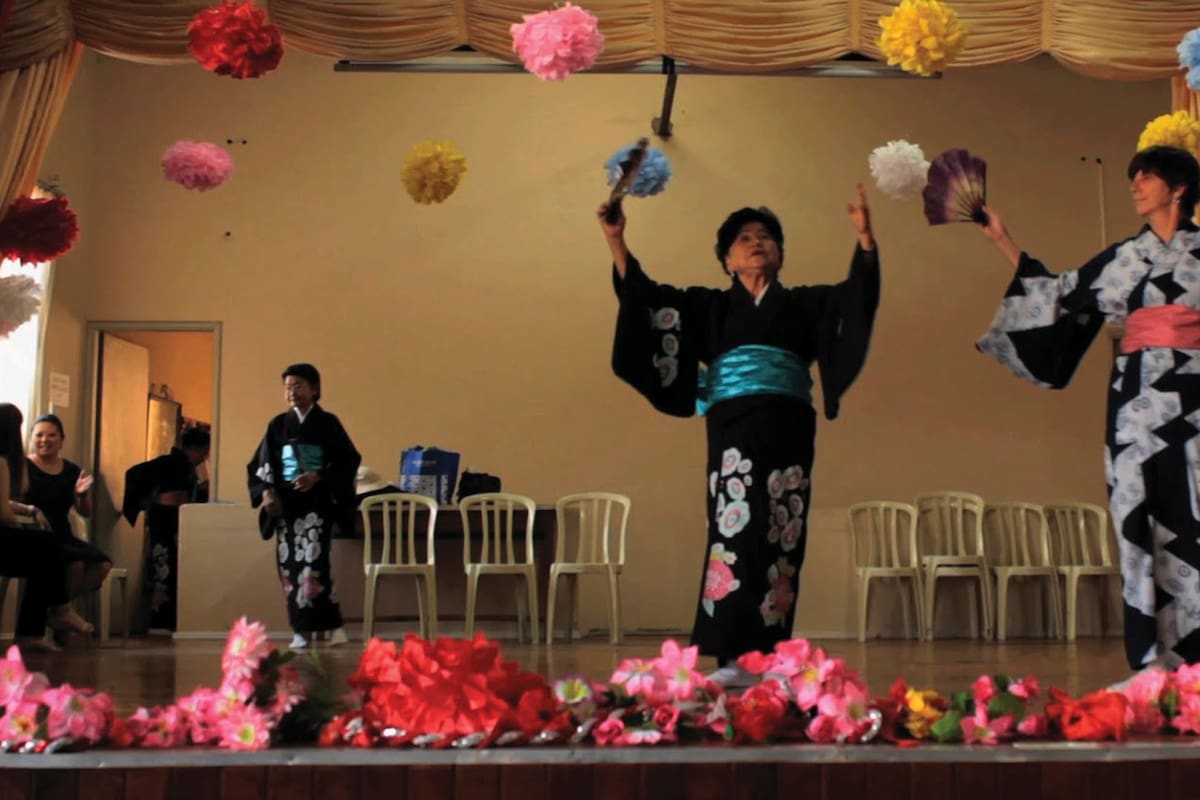 El video Acciones primarias (2014), que se exhibió este año en arteBA, registra mis encuentros con personas mayores