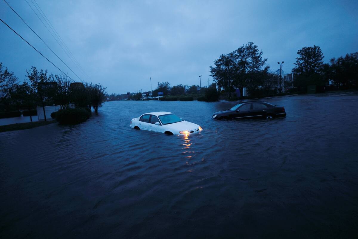 El video captura las inundaciones en Carolina del Norte después de que la lluvia disminuyera