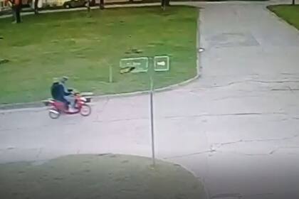 El video muestra el recorrido desde la casa de Garay hasta la quinta donde encontraron el cuerpo de Navila