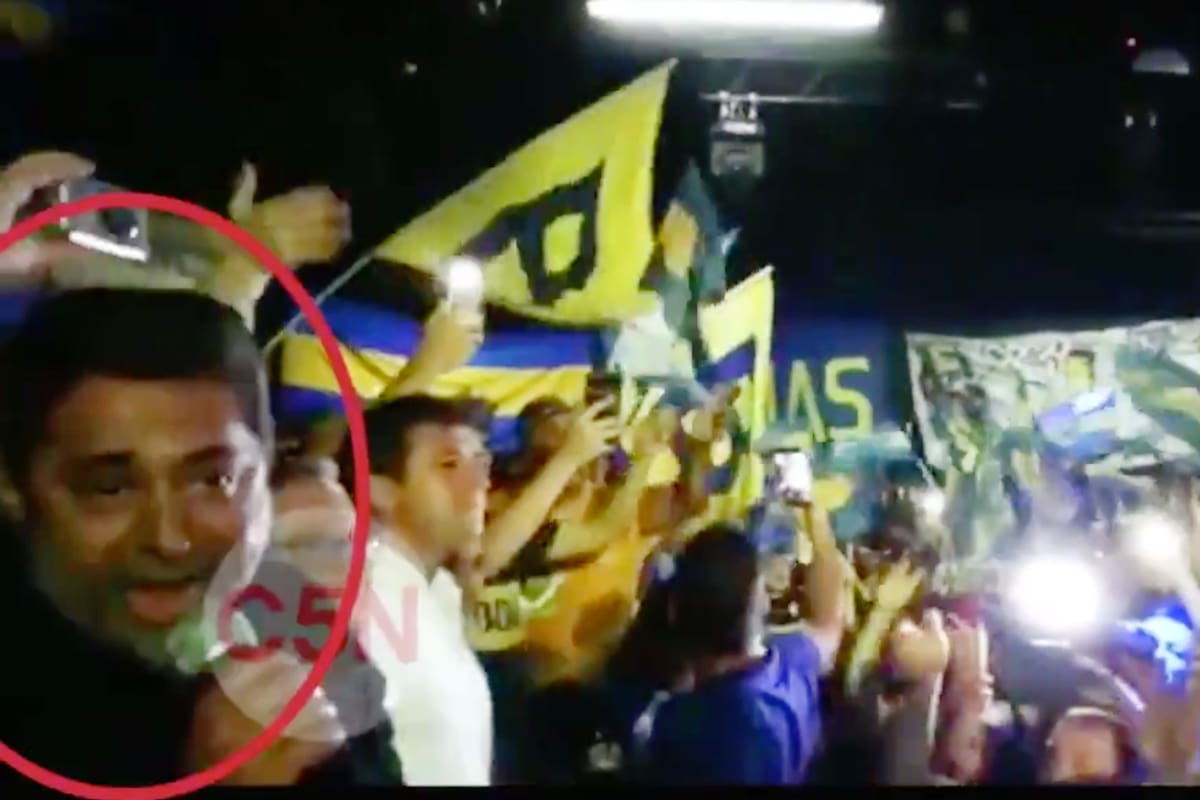 El video que muestra a Angelici cantando contra River