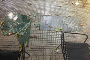 El vidrio que cayó del cuarto piso