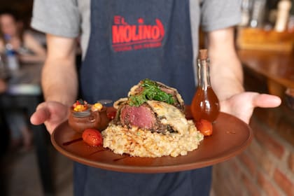 El Viejo Molino es parada obligada en Dolavon
