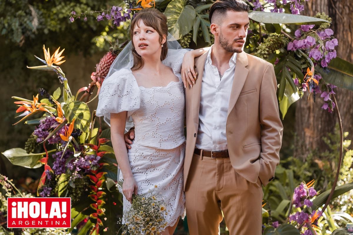 El viernes 12, Iara y Juan se casaron en el Registro Civil de Vicente López y después celebraron con 40 invitados en su casa taller de Olivos. Además del amor, comparten profesión: los dos son artistas plásticos.