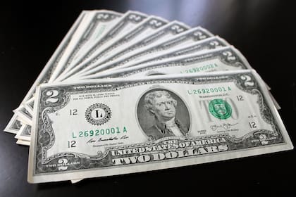 El viernes 20 de septiembre, eldólar MEP rompió la barrera de los $1200, cotizando en 1199,45 pesos