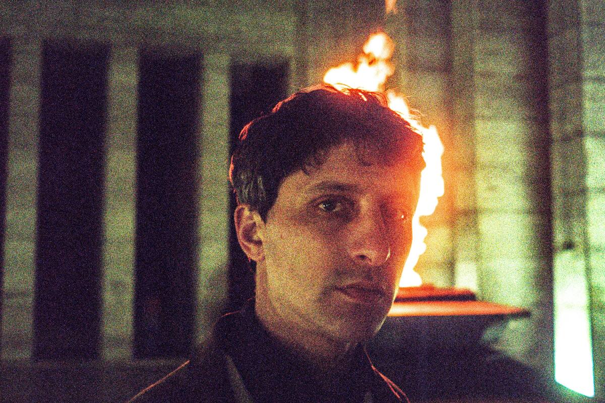 El viernes 29 de octubre Nicolás Mateo se presentará en el Teatro Margarita Xirgu (Chacabuco 875, CABA)