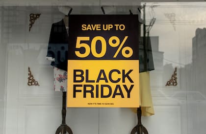 El Viernes Negro suele ser una locura en cuanto a la cantidad de gente que está en las calles en medio de sus compras