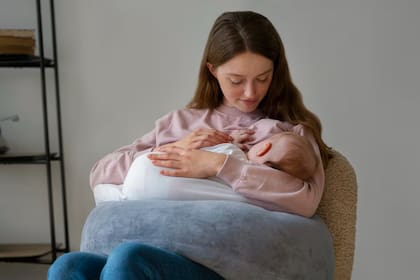 El vínculo madre e hijo se construye gradualmente, y aunque no siempre surge de inmediato, el diálogo ayuda a consolidarlo
