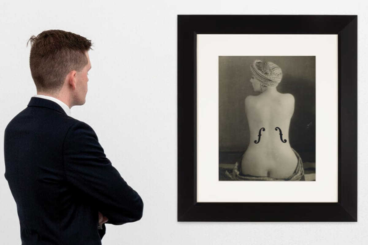 "El violín de Ingres" (1924), se vendió en Nueva York por US$ 12,4 millones y es la fotografía más cara de la historia