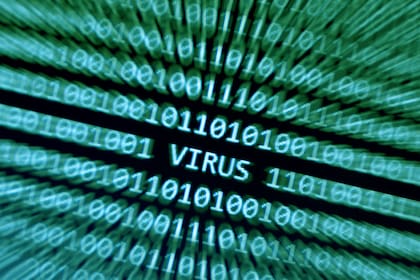 El virus en cuestión se instalaba a sí mismo en la RAM de las computadoras y afectaba a los archivos .EXE y .COM
