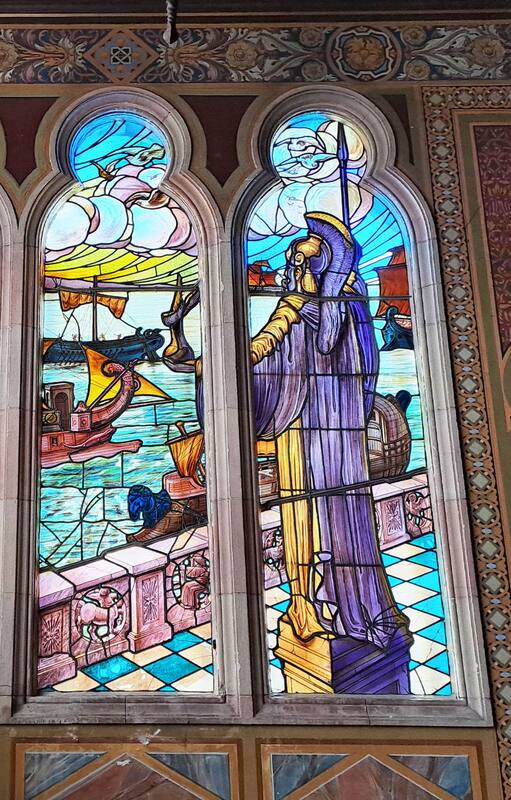 El vitral de Ostia, ahora recuperado, de la torre del Club.