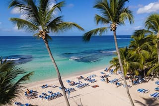 Los videos más impactantes del incendio en un hotel all inclusive del Caribe