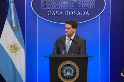 El vocero presidencial, Adrián Ravier, también defendió el acuerdo con Estados Unidos