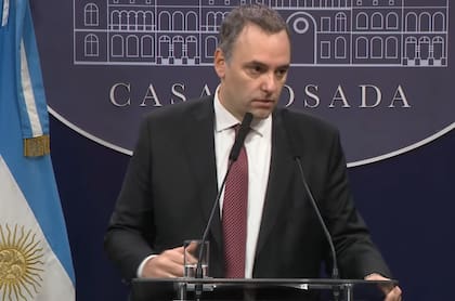 El vocero presidencial Manuel Adorni