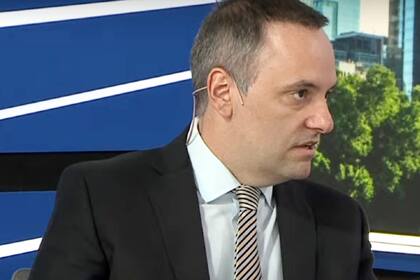 El vocero presidencial, Manuel Adorni, durante su paso por LN+