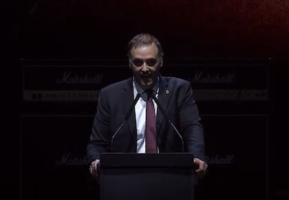 El vocero presidencial, Manuel Adorni, en el acto de Milei en el Movistar Arena