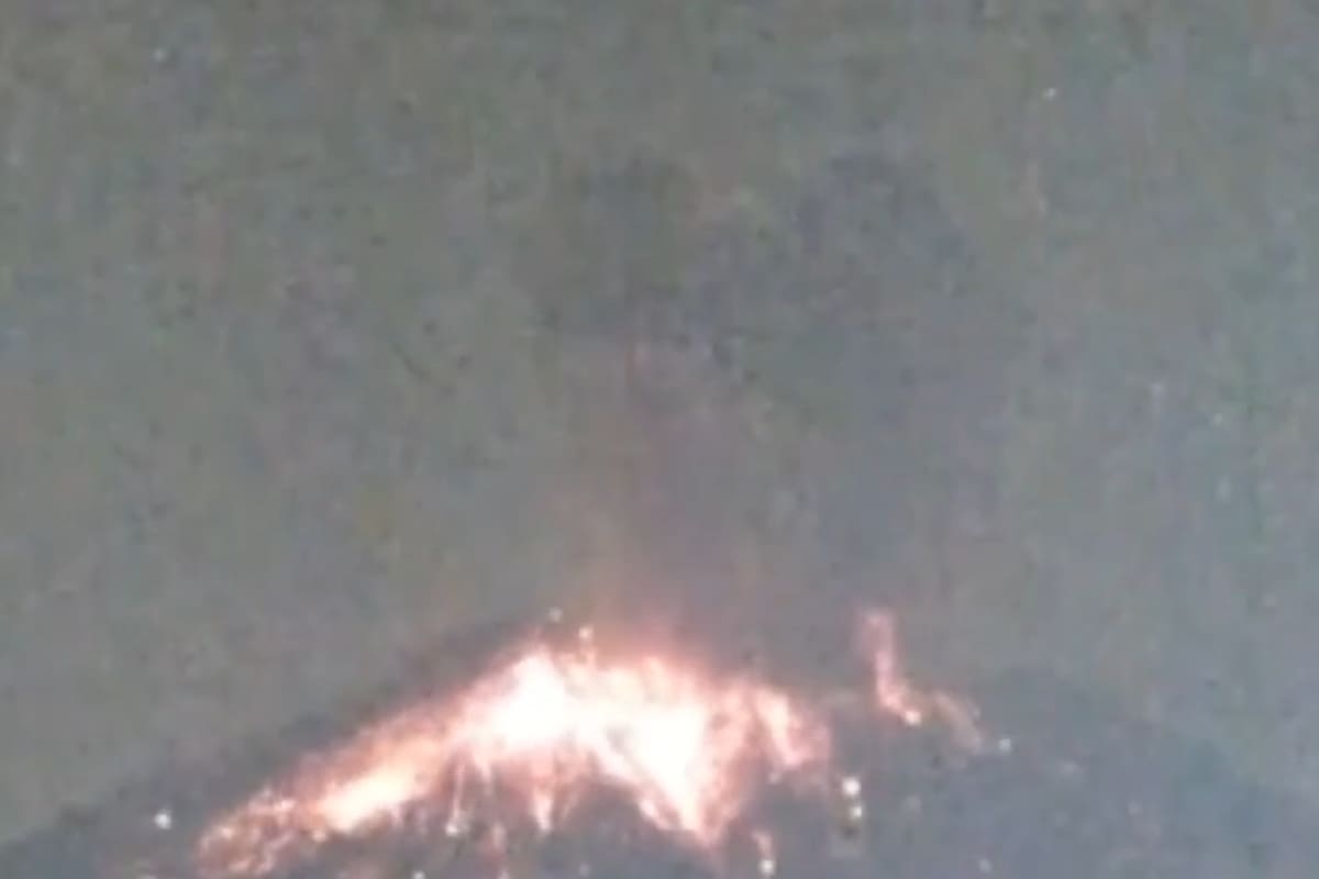 El volcán que entró en erupción en Japón