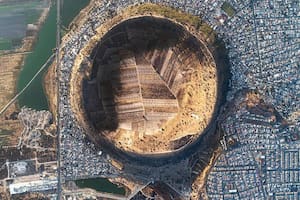 El volcán Xico, al atardecer, en una fotografía tomada con un dron por Santiago Arau desde unos 3000 metros de altura