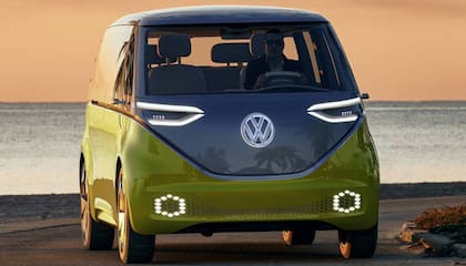 El Volkswagen ID.Buzz, la nueva kombi eléctrica, salió segundo en la votación