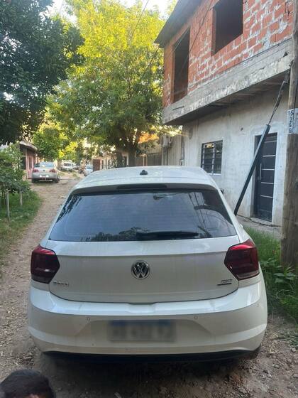 El Volkswagen Polo robado, con pedido de secuestro vigente, recuperado tras la persecución que comenzó en Villa Lugano