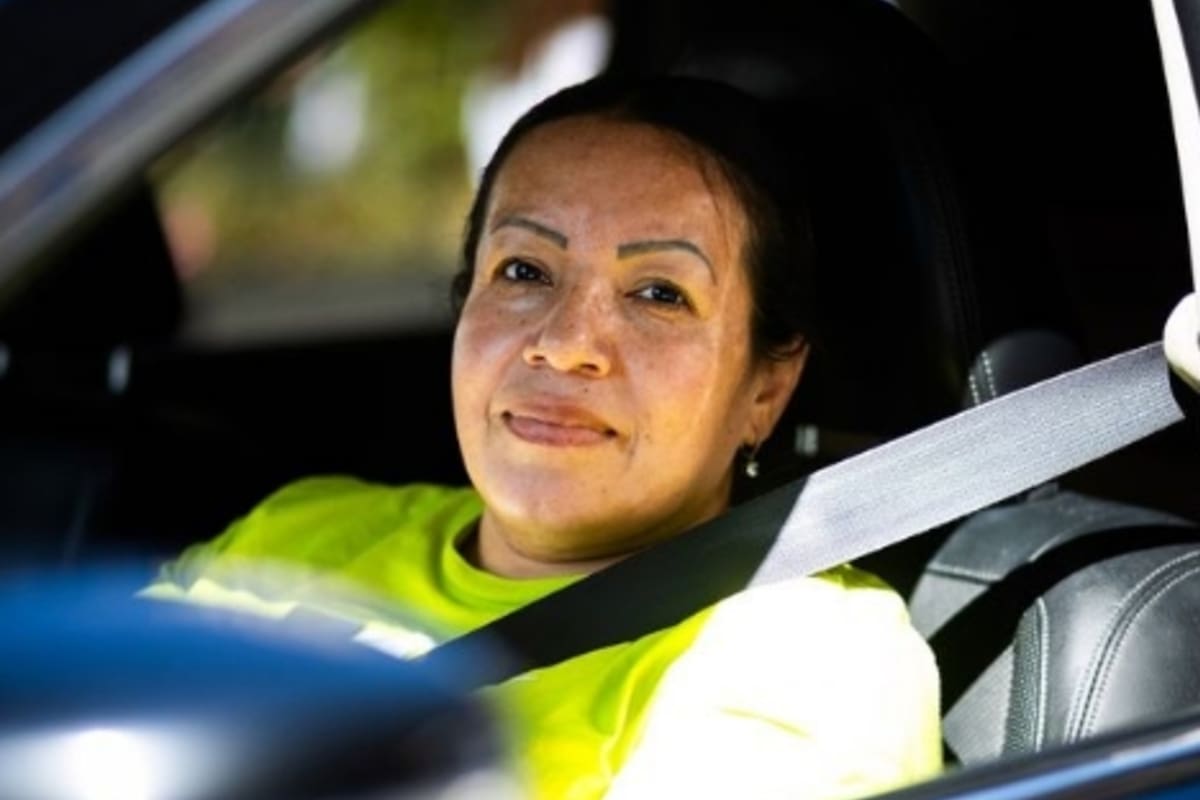 El voto por el "sí" le dará a los conductores de viajes compartidos de Massachusetts, que trabajan para empresas como Uber y Lyft, la opción de afiliarse a un sindicato (Instagram/voteyeson3mass.com)