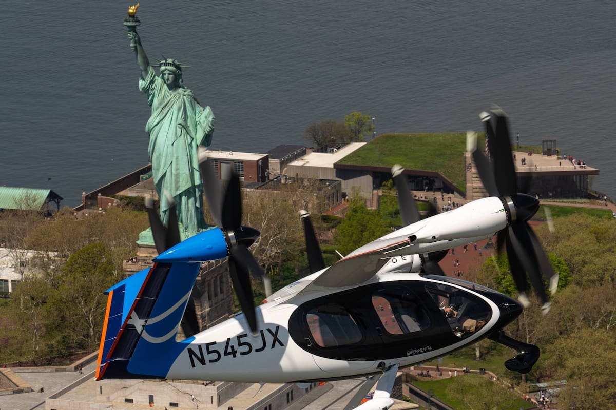 El vuelo de prueba inaugural realizado por Joby Aviation en la ciudad de Nueva York utilizó un taxi aéreo eléctrico para viajar entre el aeropuerto JFK y Manhattan