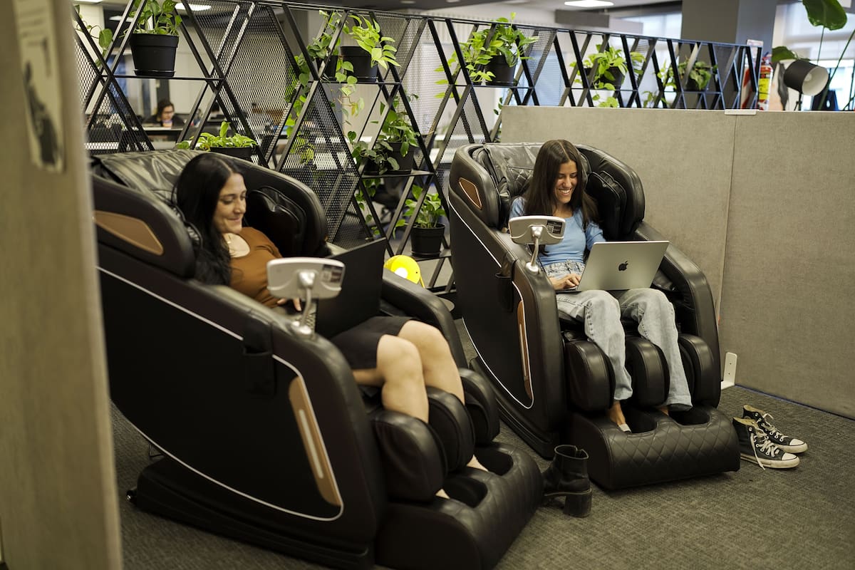 El Workplace con sala de videojuegos está en Saavedra