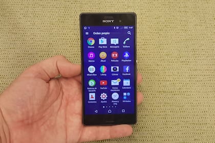 El Xperia Z3 tiene una pantalla de 5,2 pulgadas y resolución Full HD