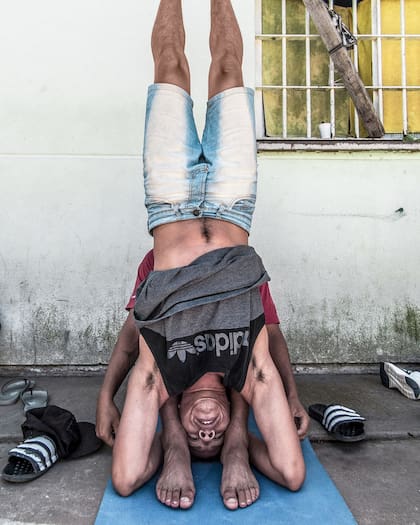 El yoga es un camino milenario que requiere compromiso y al que se llega por elección