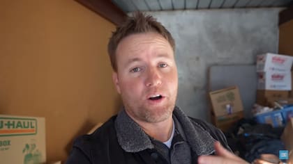 El youtuber Dan, compra bodegas de almacenamiento en busca de tesoros perdidos