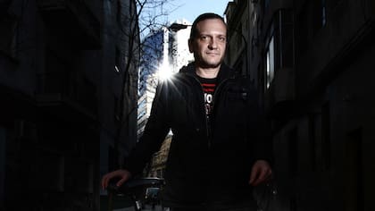 “El zombi y el humano son extremos de lo mismo, conjugan la vida y la muerte", dice Sztajnszrajber.