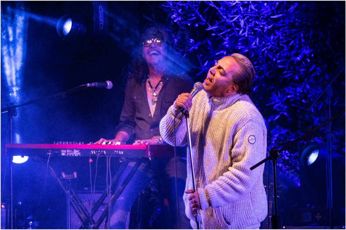 El Zorrito Von Quintiero cantó con Cristian Castro en Punta del Este