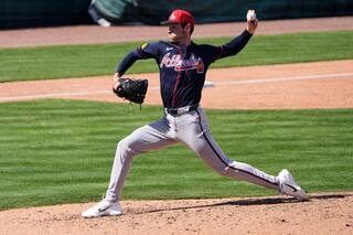 El zurdo de los Bravos Joey Wentz se perderá 2026 tras romperse el ligamento cruzado anterior