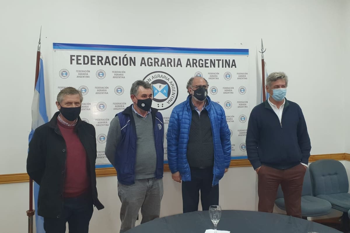 Elbio Laucirica (Coninagro), Carlos Achetoni (FAA), Jorge Chemes (CRA) y Nicolás Pino (SRA)