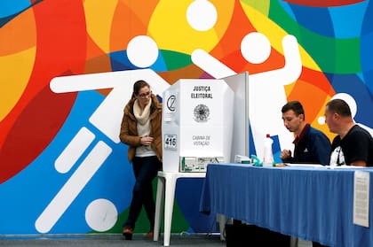 Los sondeos indican que la elección se definirá en un balotaje