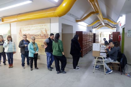Elecciones en Chubut. Escuela Benito Owen de Gaiman.