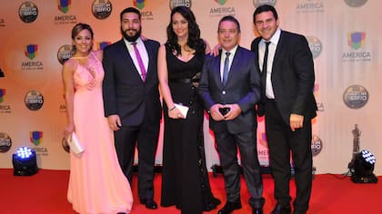 Elegante el equipo de Luis Novaresio