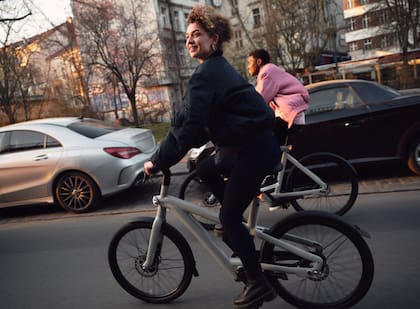 Elegí un medio de transporte mas amigable con el medio ambiente.