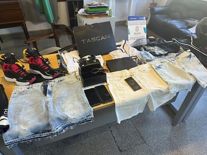 Elementos secuestrados a los integrantes de la Banda del Millón detenidos en Unicenter