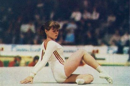 Elena Mukhina comenzó en la gimnasia desde muy pequeña (Foto: Facebook Elena Mukhina Forever)