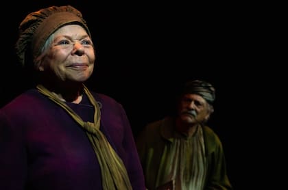 Elena Petraglia y Roberto Mosca vuelven a demostrar su excelencia actoral