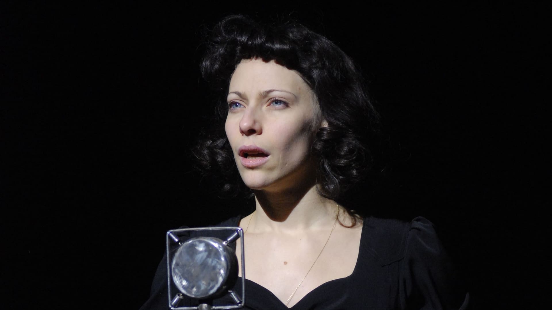 Elena Roger como Edith Piaf