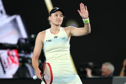 Elena Rybakina celebra la victoria
(Martin KEEP / AFP)