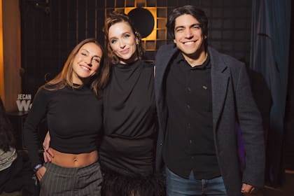 Eleonora Wexler (que está haciendo "El estado de la unión" en teatro junto a Gonzalo Heredia), Brenda y el actor Agustín Sullivan