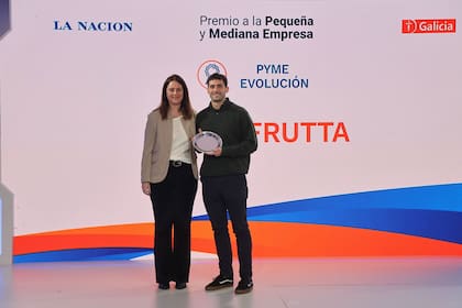 Eliana Corrandini, team leader de Galicia y Santiago Coscia González, CFO de Pura Frutta