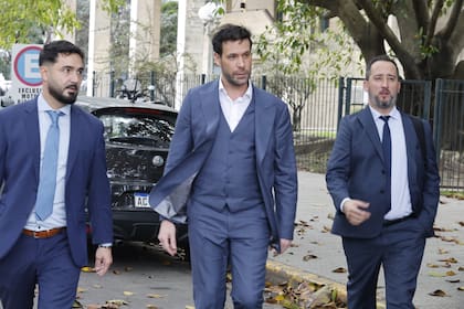 Elías Piccirillo sale de los tribunales de Comodoro Py