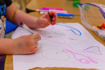 Eliminarán requisitos para el nuevo programa de cuidado infantil universal de Nuevo México (Unsplash)