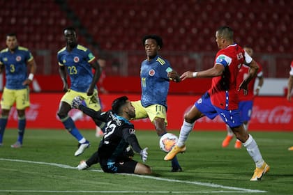 Alexis Sánchez volvió a convertir para Chile; esta vez, frente a Colombia, al menos le sirvió para que Chile rescatara un punto.
