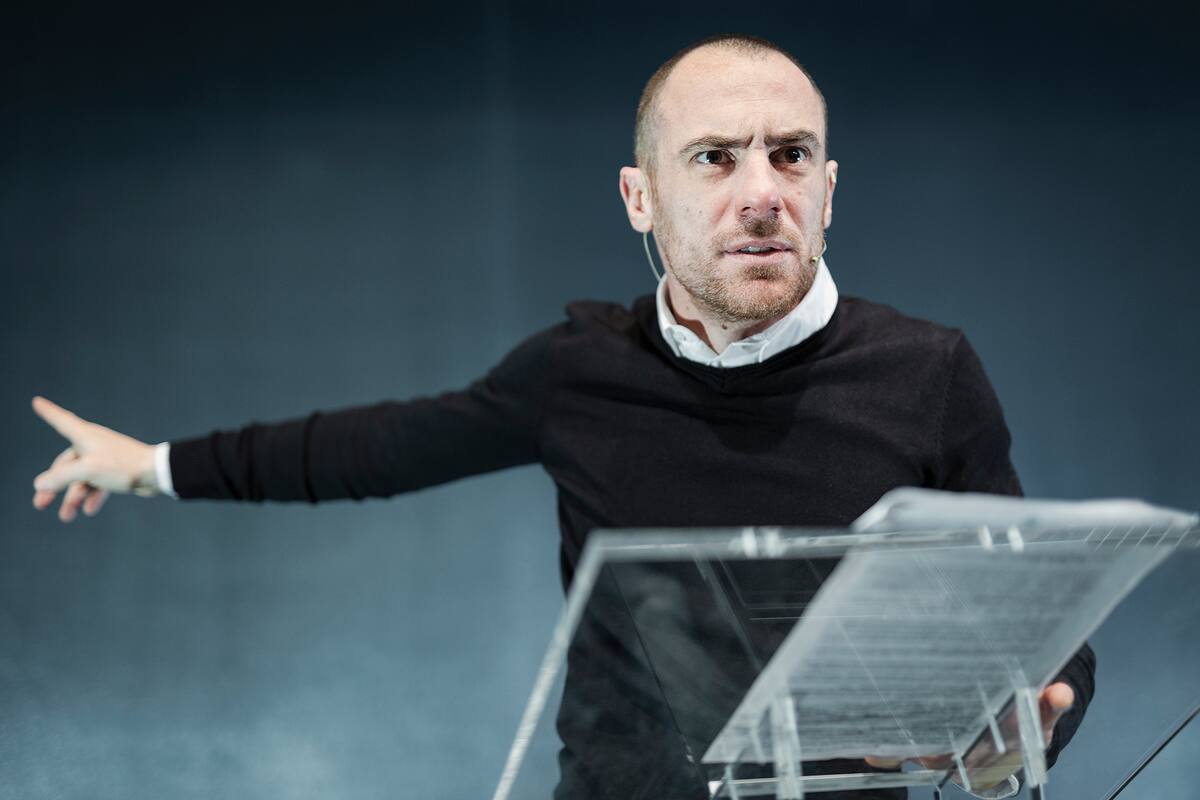 Elio Germano, en Señal de alarma